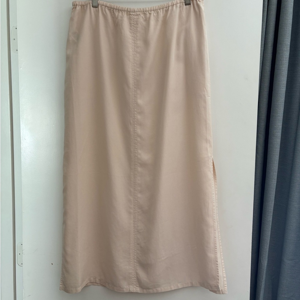 NWOT Cloth & Stone Long Skirt Size M